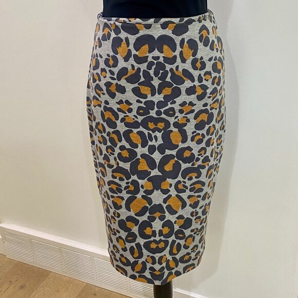 H&M Pencil Animal Print Pencil Skirt - Picture 4 of 9